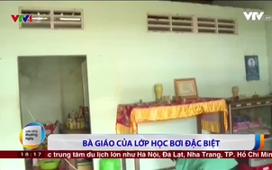 Bà giáo dạy bơi ở Đồng Tháp